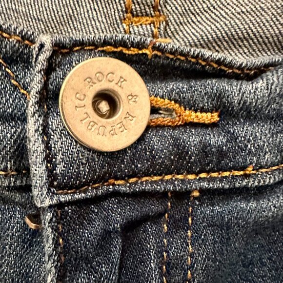 Rock & Republic Denim Jeans Women's Size 4 Blue Low Rise Indee Distress Studded - Picture 7 of 14